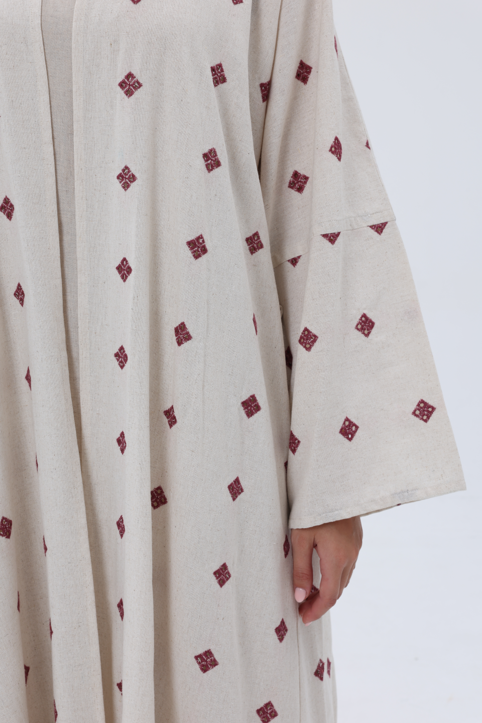 Beige-&-Off-White-Red-Linen-Blend-Embroidered-Abaya-Set