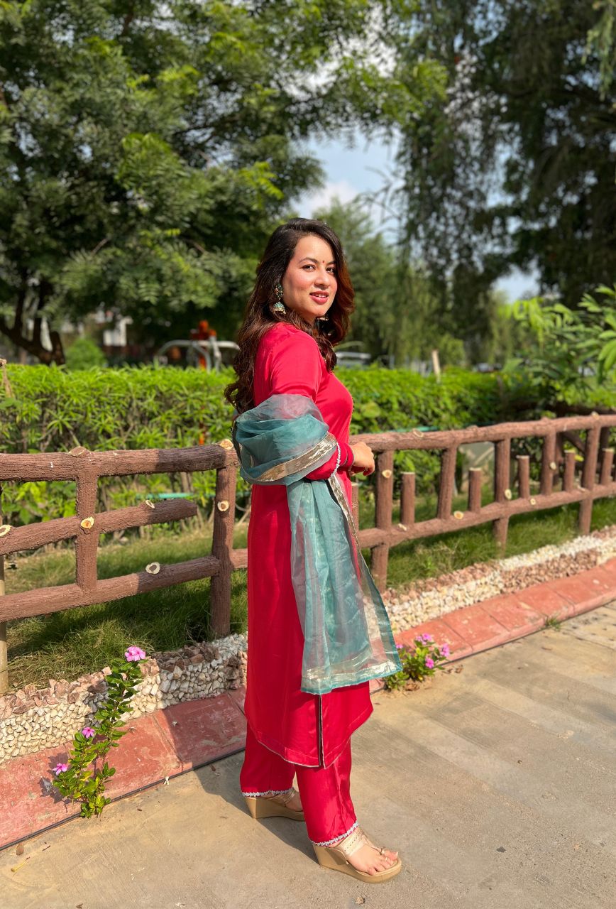 Red-Modal-Satin-3-Piece-Kurta-Set