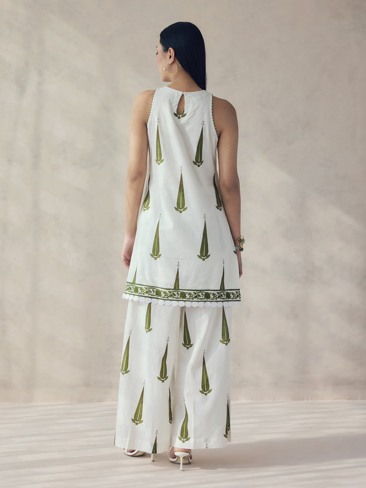 Off-White-Cotton-Printed-Sleeveless-2-Piece-Kurta-Set
