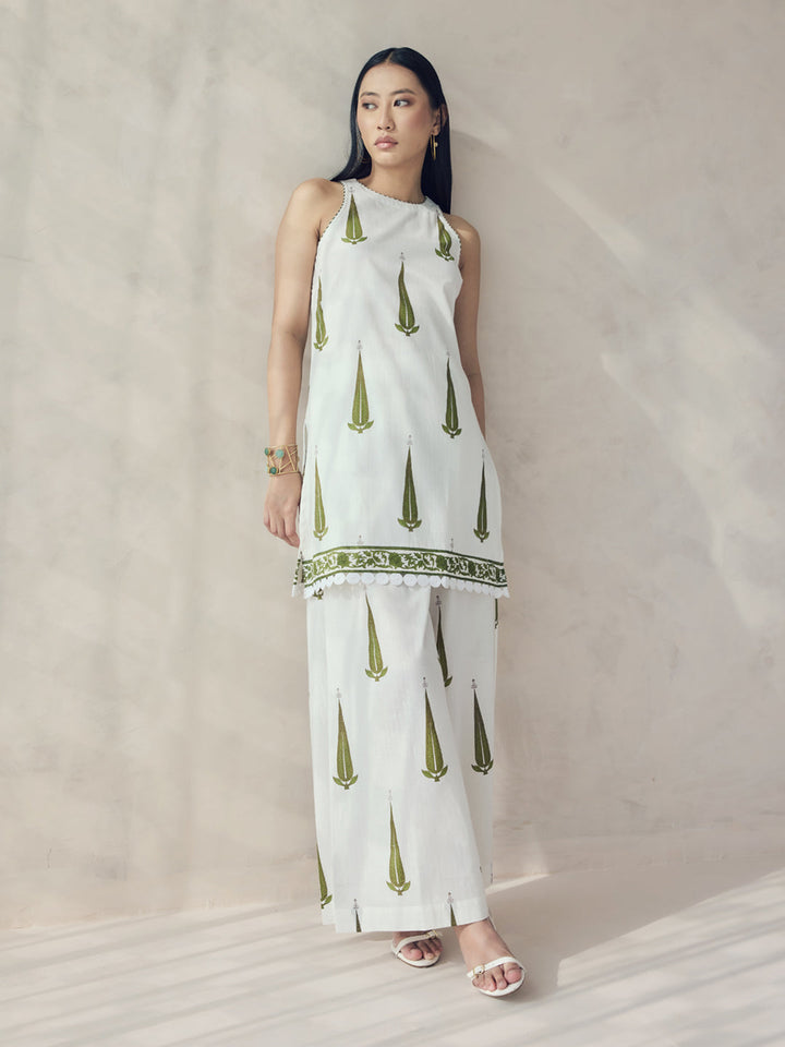 Off-White-Cotton-Printed-Sleeveless-2-Piece-Kurta-Set
