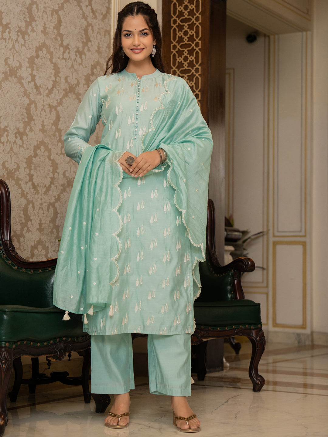 ZERESOUQ-Sea-Green-Silk-Blend-Embroidered-Straight-3-Piece-Kurta-Set