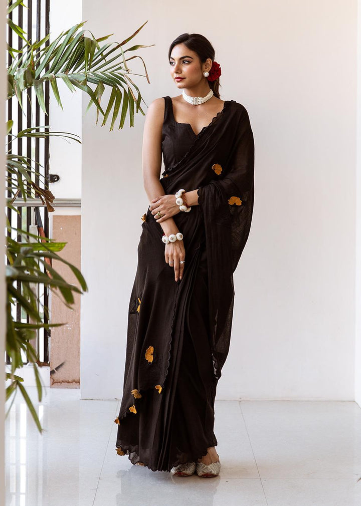 Tara-Black-Embossed-Embroidered-Pre-Draped-Saree