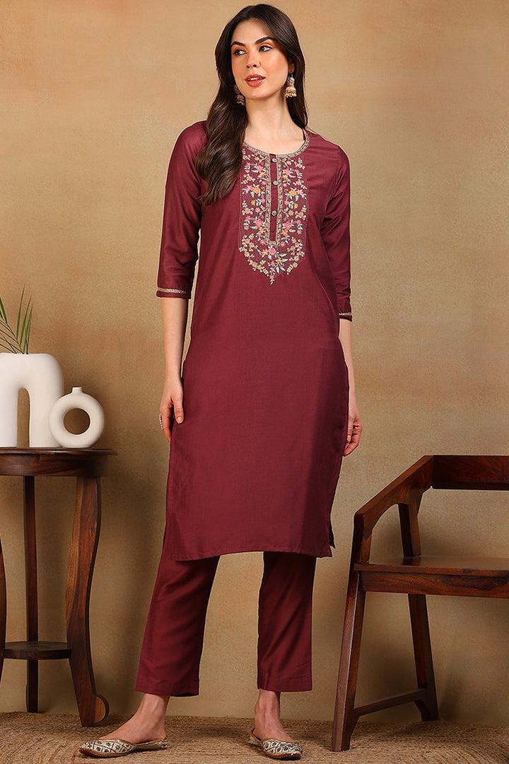 ZERESOUQ-Mauve-Silk-Blend-Solid-Embroidered-Straight-Kurta