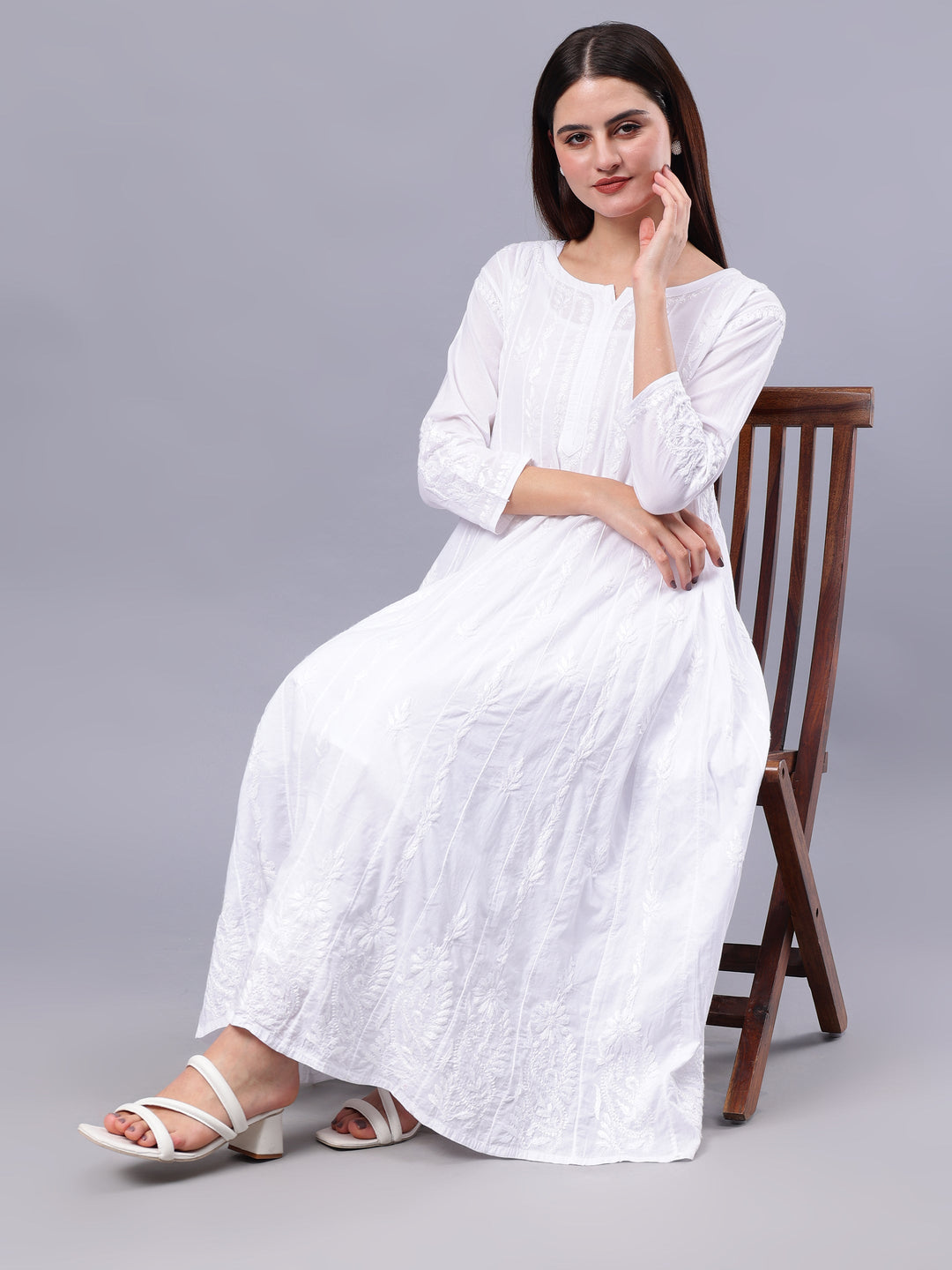 White-Cotton-Embroidered-Chikankari-Anarkali