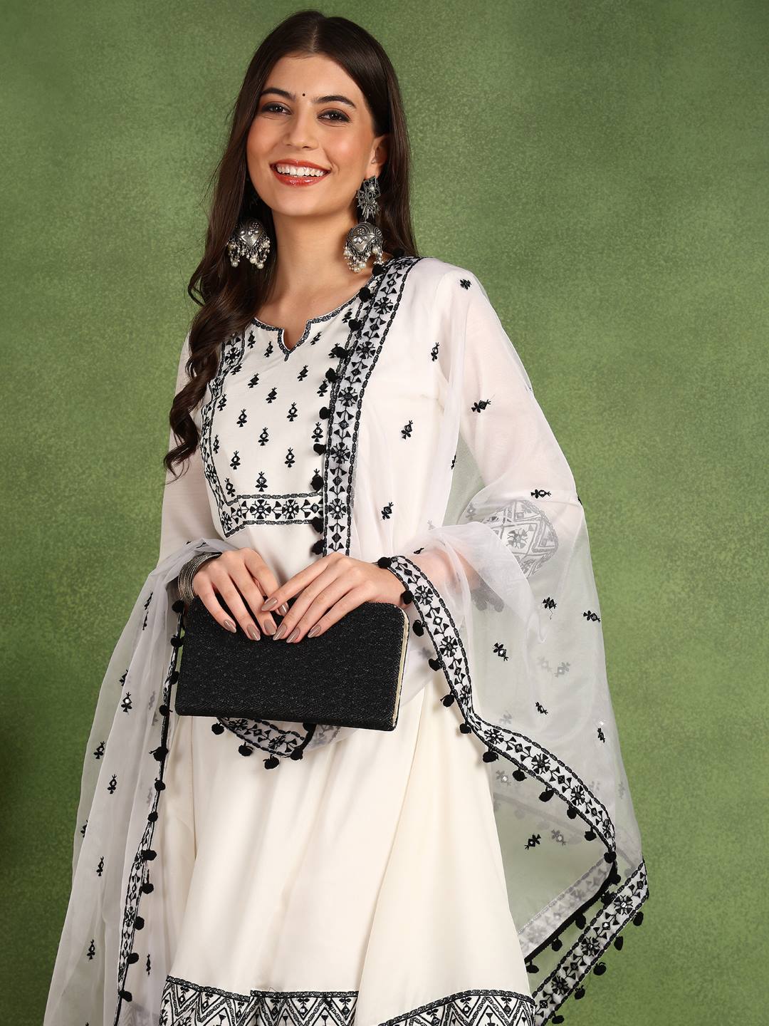 ZERESOUQ-White-Silk-Blend-Thread-Work-A-Line-3-Piece-Kurta-Set