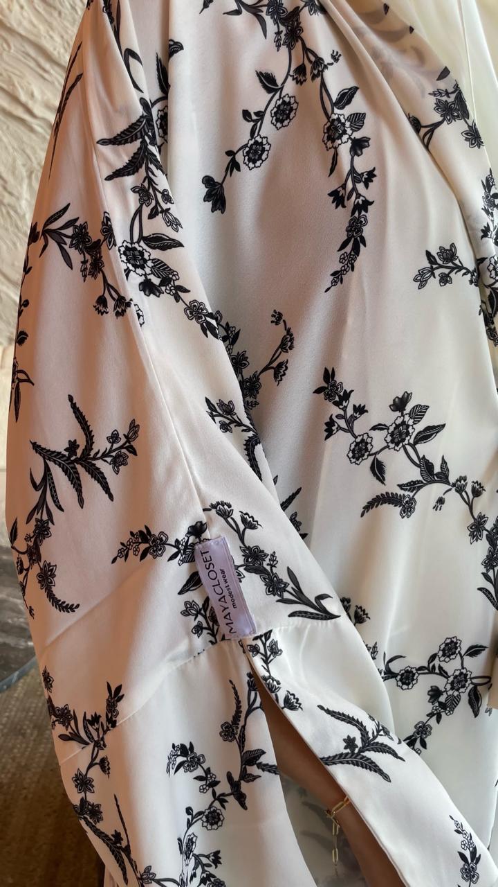 White-Georgette-Monochrome-Kimono-&-Sheila-Set