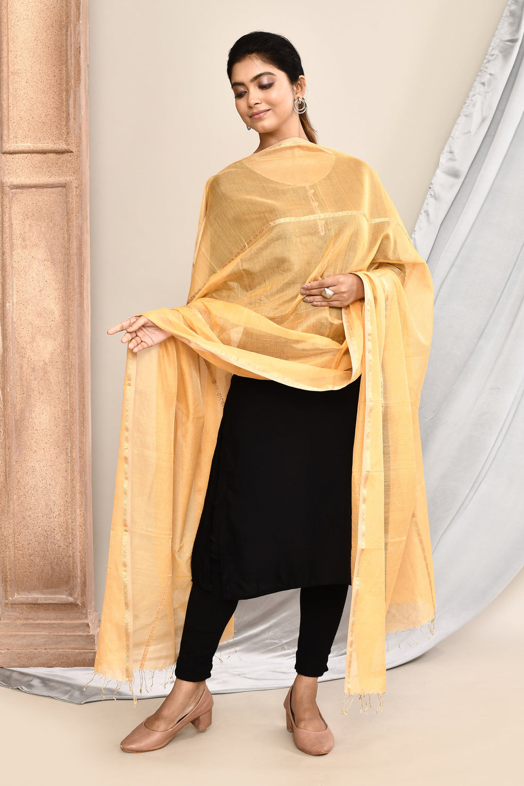 ZERESOUQ-Yellow-Maheshwari-Solid-Dupatta
