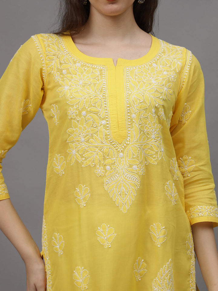 Yellow-&-White-Cotton-Embroidered-Chikankari-Kurta