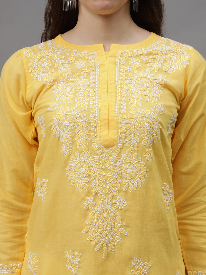 Yellow-&-White-Cotton-Embroidery-Chikankari-Kurta