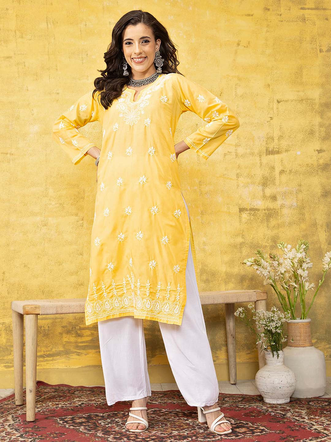 Yellow-&-White-Cotton-Embroidered-Chikankari-Kurta
