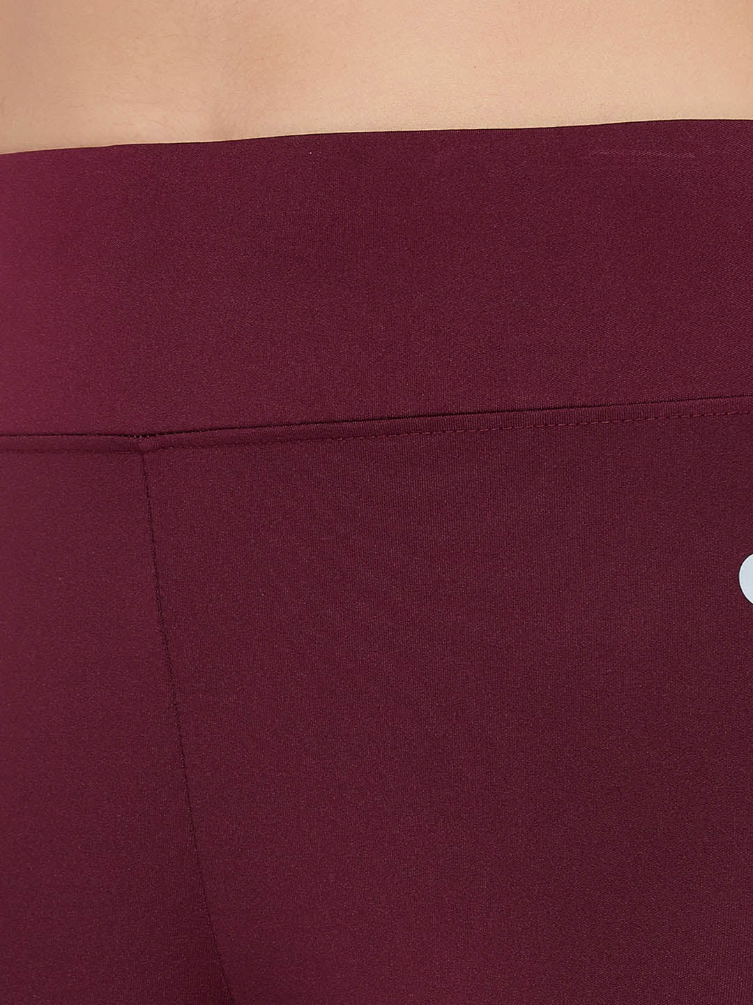 Active Ankle Length Tights In Maroon