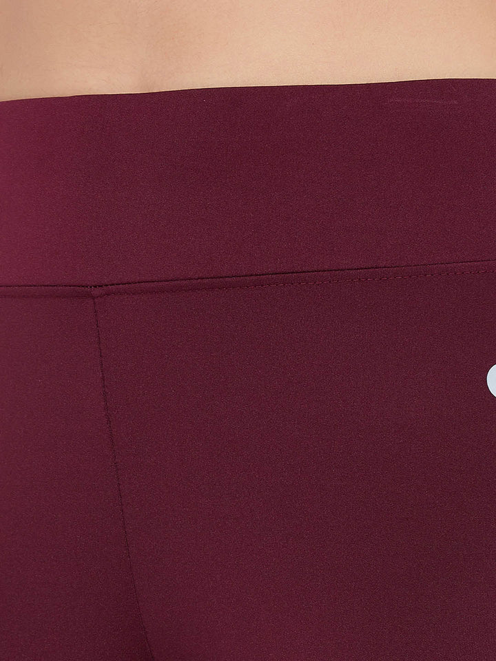 Active Ankle Length Tights In Maroon