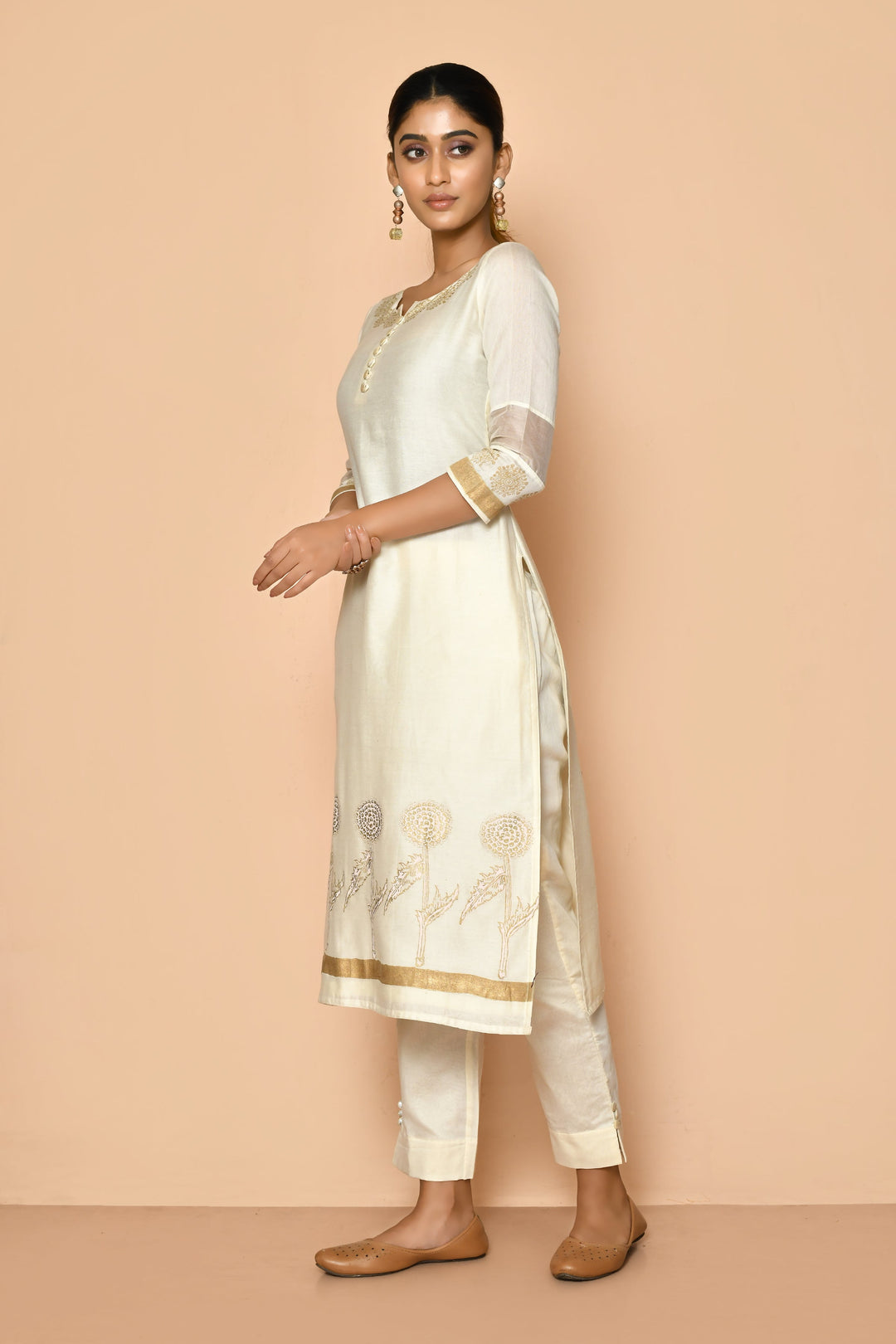 ZERESOUQ-Ayoola-Flora-Ivory-Maheshwari-Silk-Kurta-Set
