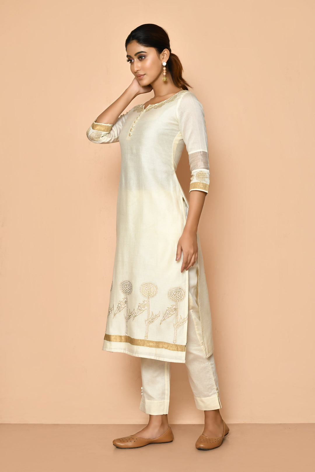 ZERESOUQ-Ayoola-Flora-Ivory-Maheshwari-Silk-Kurta-Set