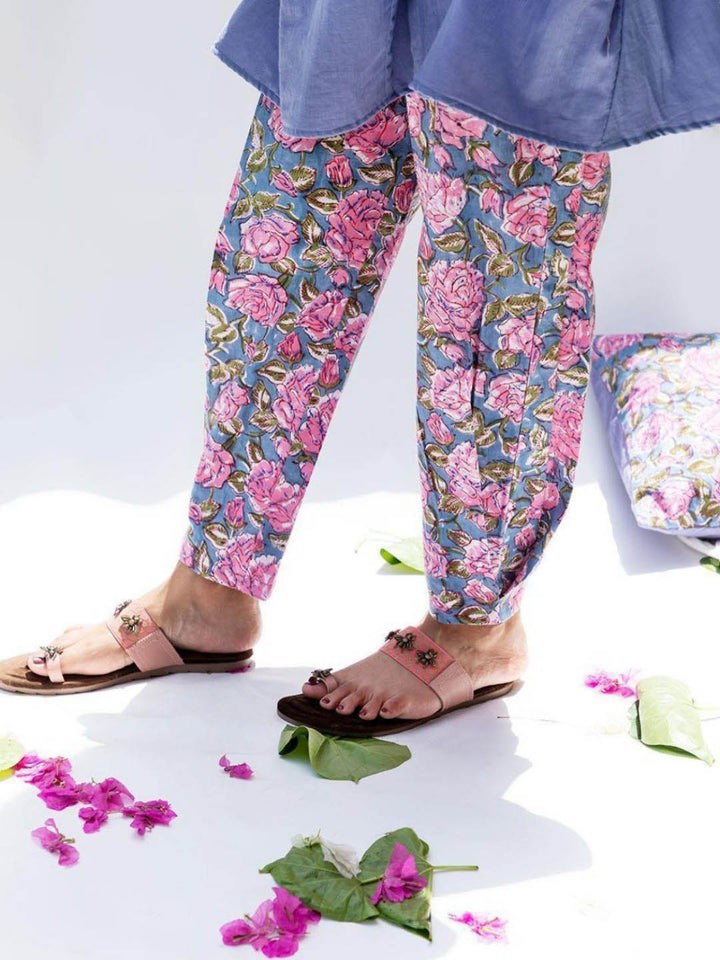 Baiguni-Short-Kurti-And-Pants
