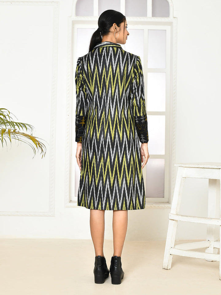 ZERESOUQ-Bia-Black-Handloom-Ikkat-Printed-Trench-Coat