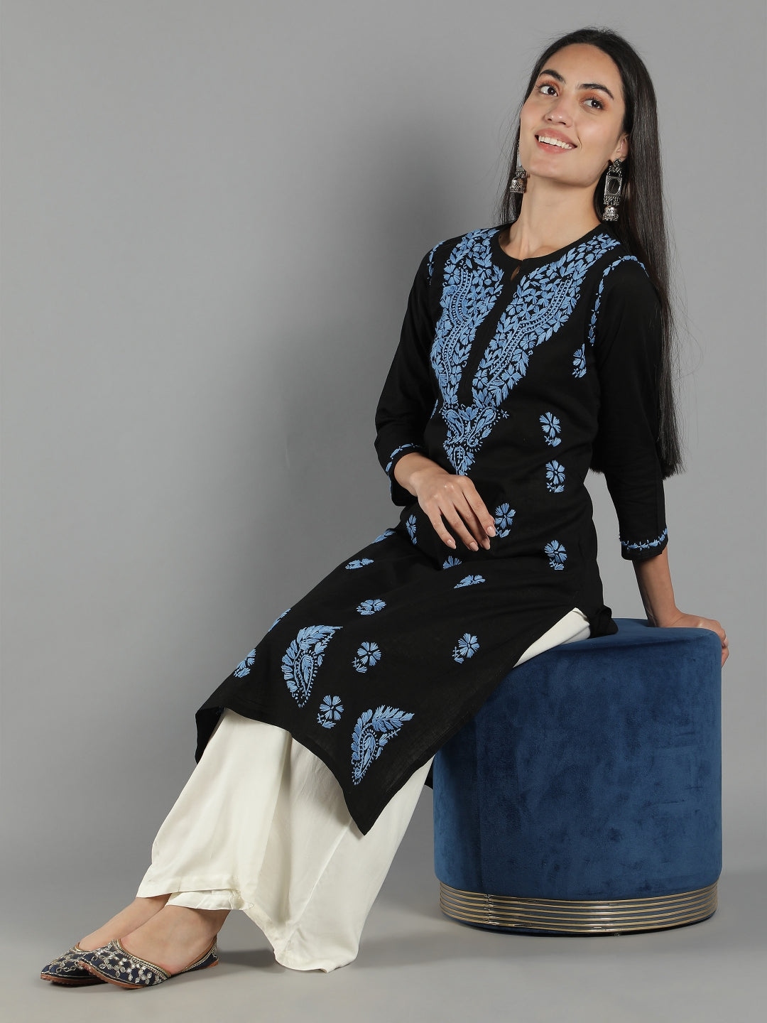 Black-Cotton-Embroidered-Chikankari-Kurta