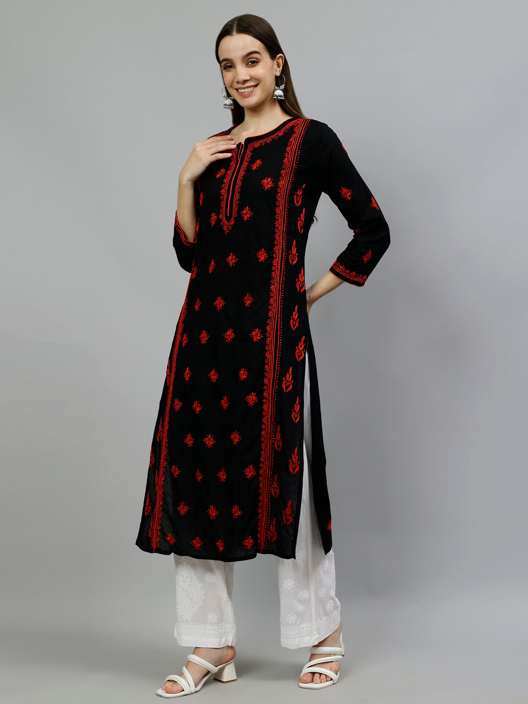 Black-Cotton-Embroidered-Lucknowi-Chikankari-Kurti