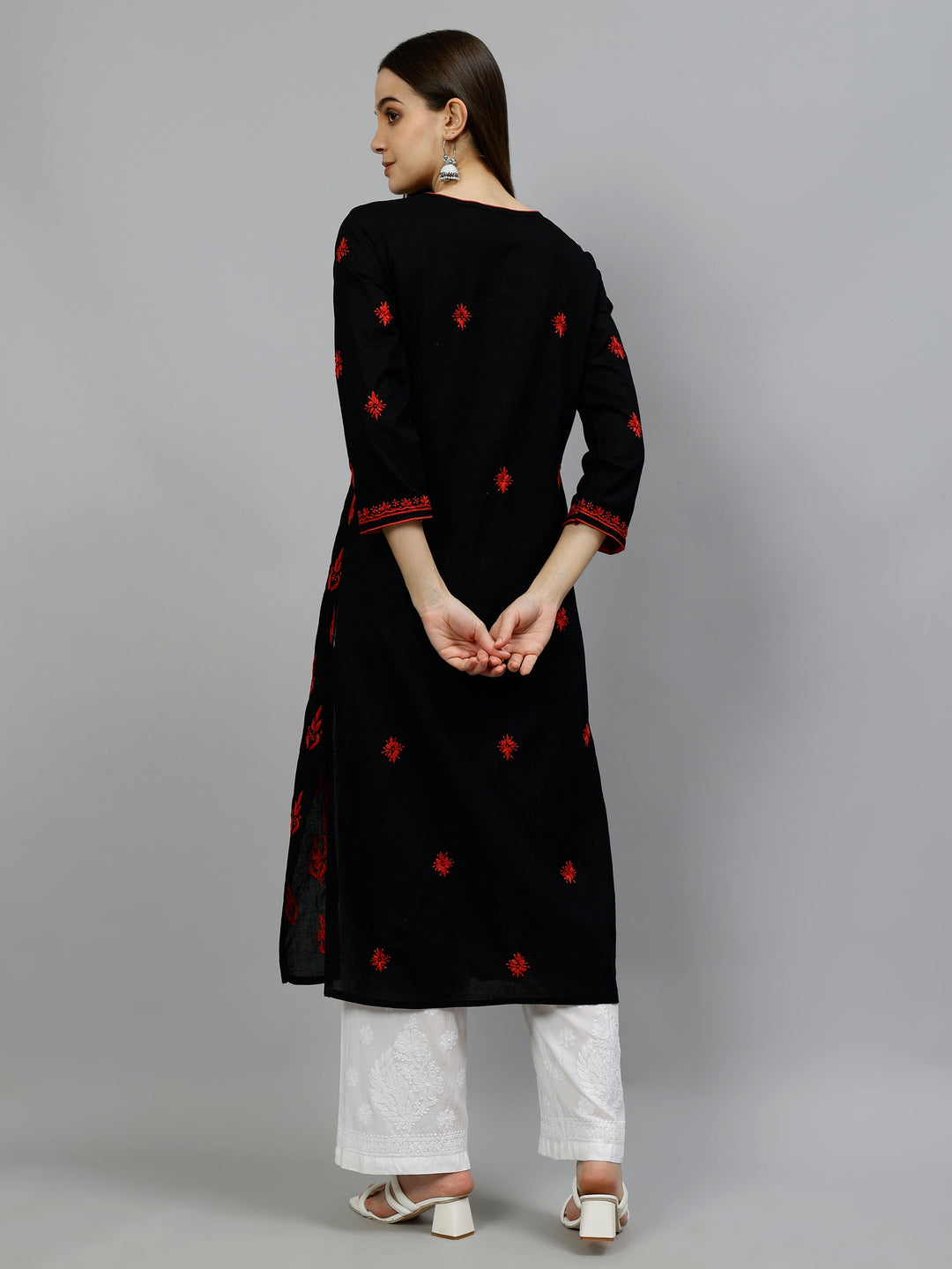 Black-Cotton-Embroidered-Lucknowi-Chikankari-Kurti