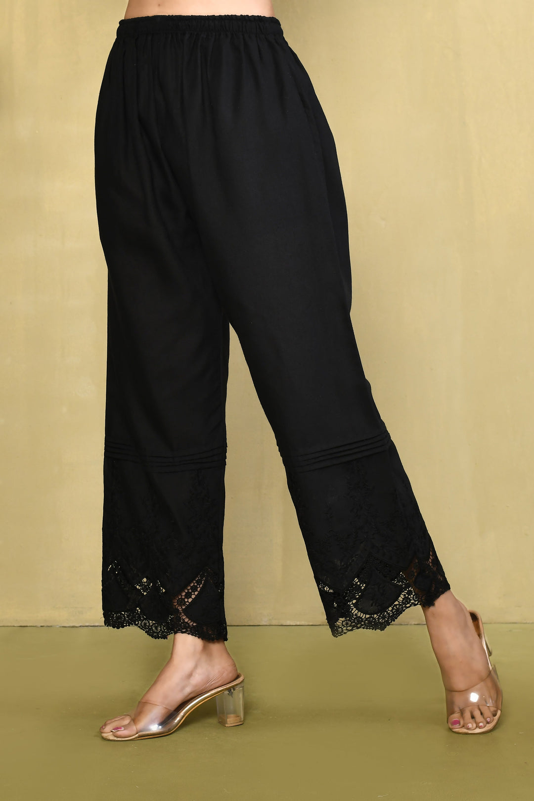ZERESOUQ-Black-Straight-Pant-With-Embrodoidered-Lace-Cutwork