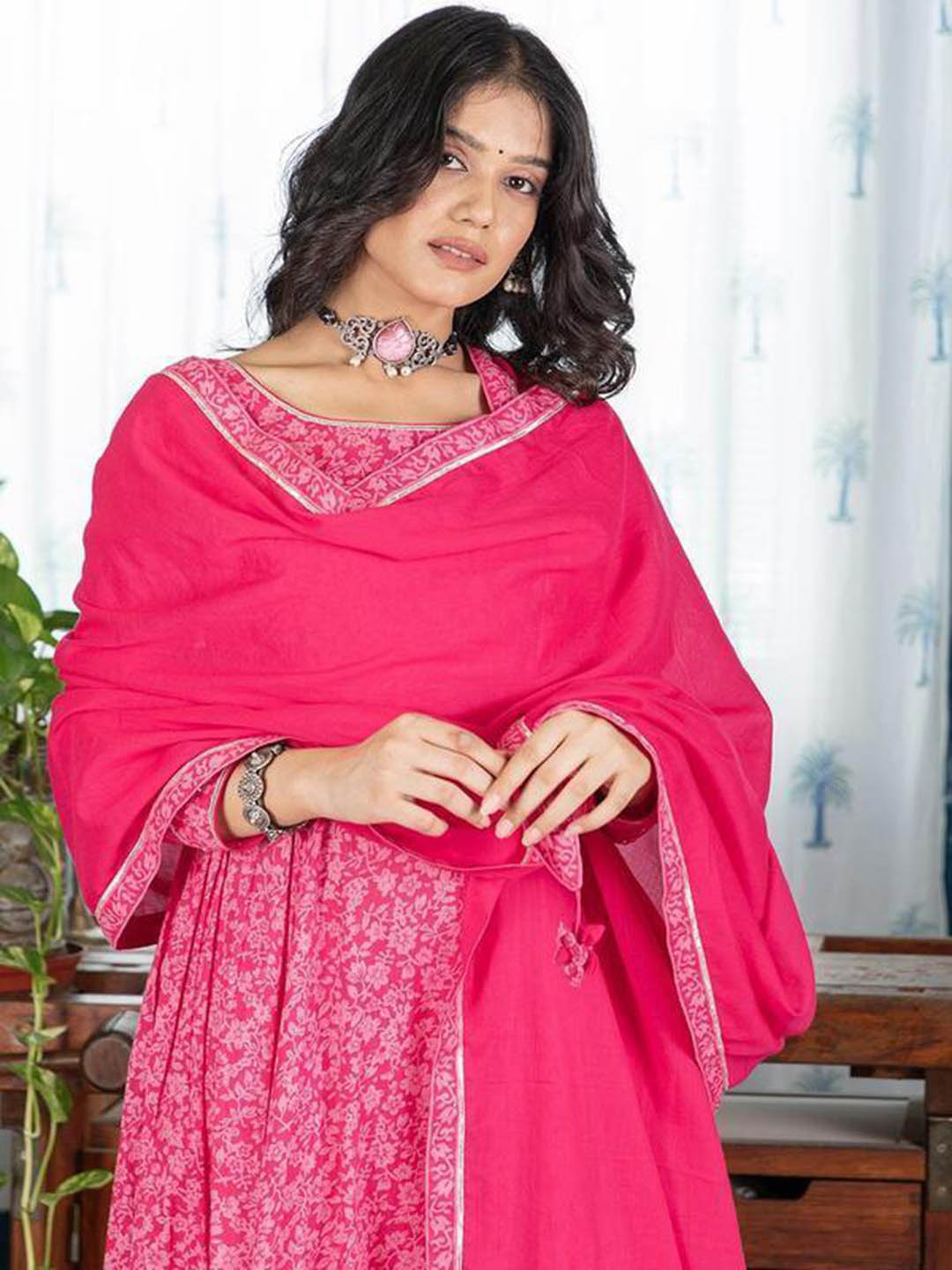 Moh-Pink-Side-Gather'S-Anarkali-(Set-Of-3)