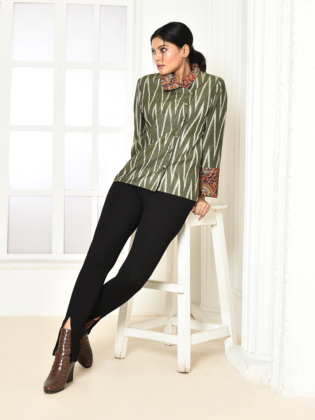 ZERESOUQ-Cara-Cotton-Kalamkari-Ikkat-Waist-Length-Blazer