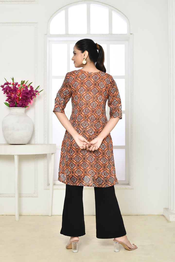 ZERESOUQ-Dark-Peach-&-Black-Chanderi-Silk-Sleeveless-Tunic-Top