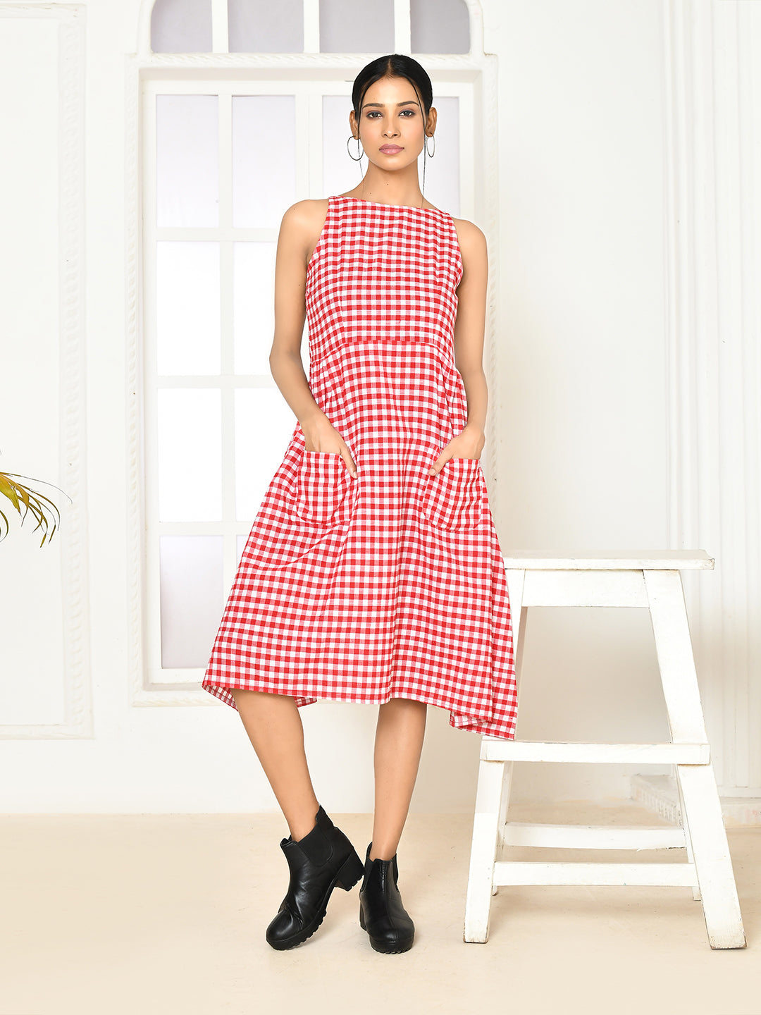 ZERESOUQ-Emera-Red-Handloom-Cotton-Deep-Halter-Dress