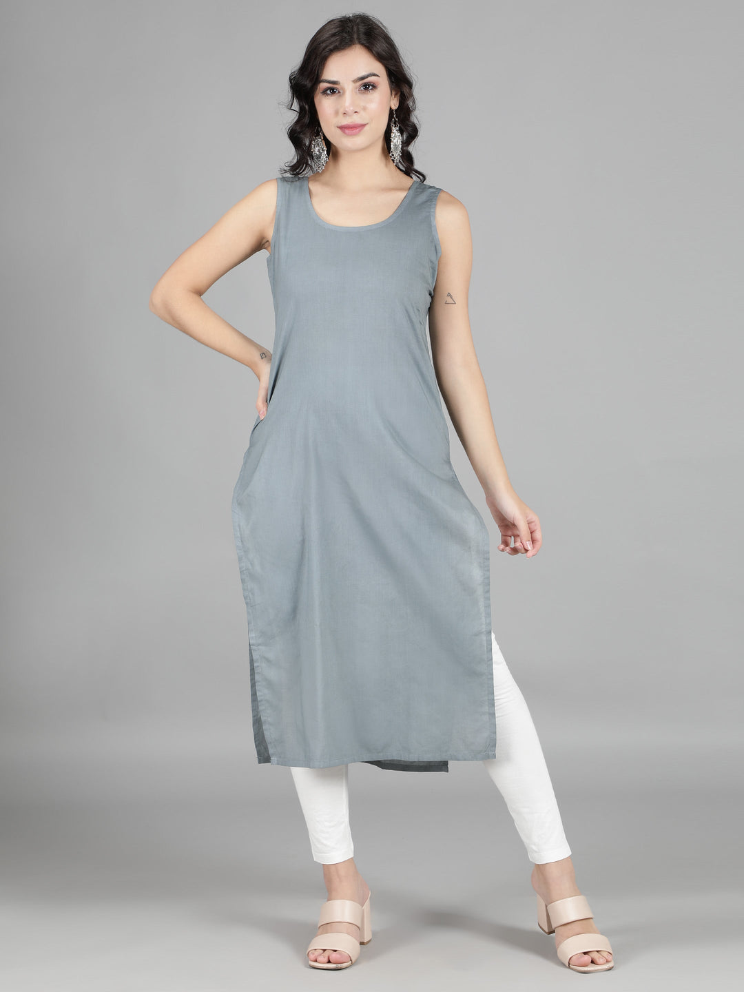 Grey Georgette Chikan Kurta & Matching Slip