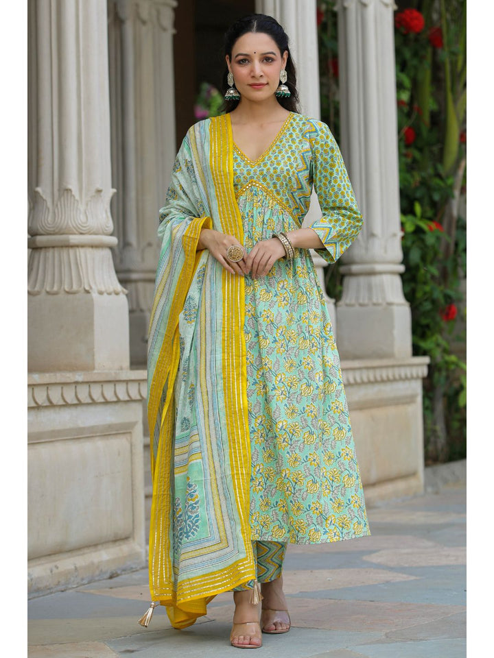 Humming Bird Green Printed Cotton Suit Set
