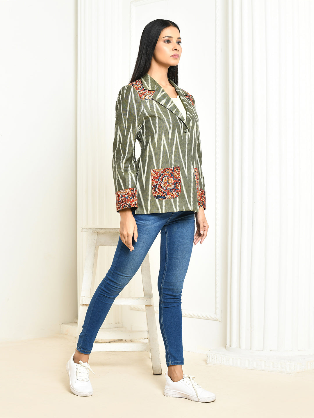 ZERESOUQ-Ira-Grey-Cotton-Ikkat-Printed-Oversized-Blazer