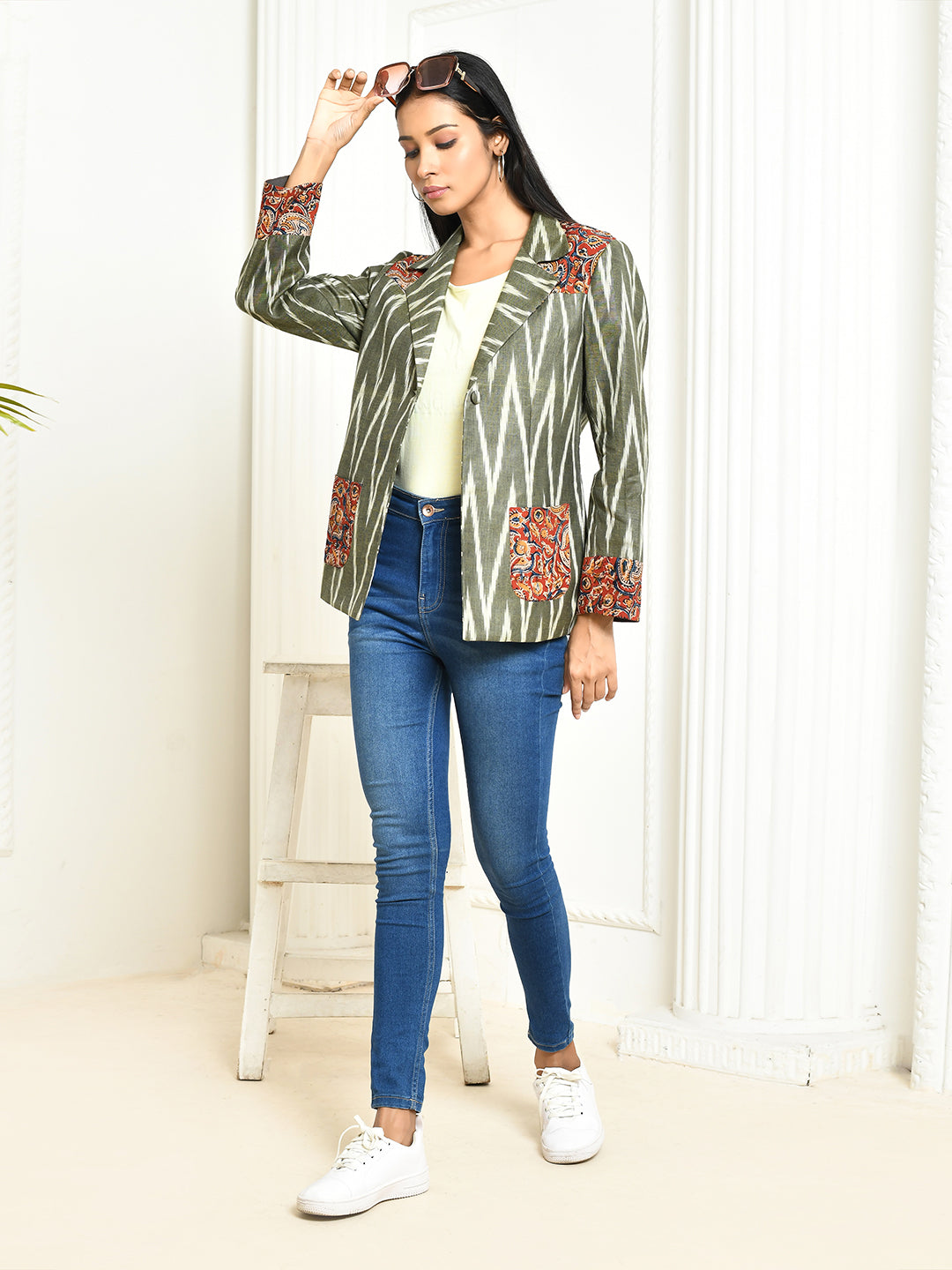 ZERESOUQ-Ira-Grey-Cotton-Ikkat-Printed-Oversized-Blazer
