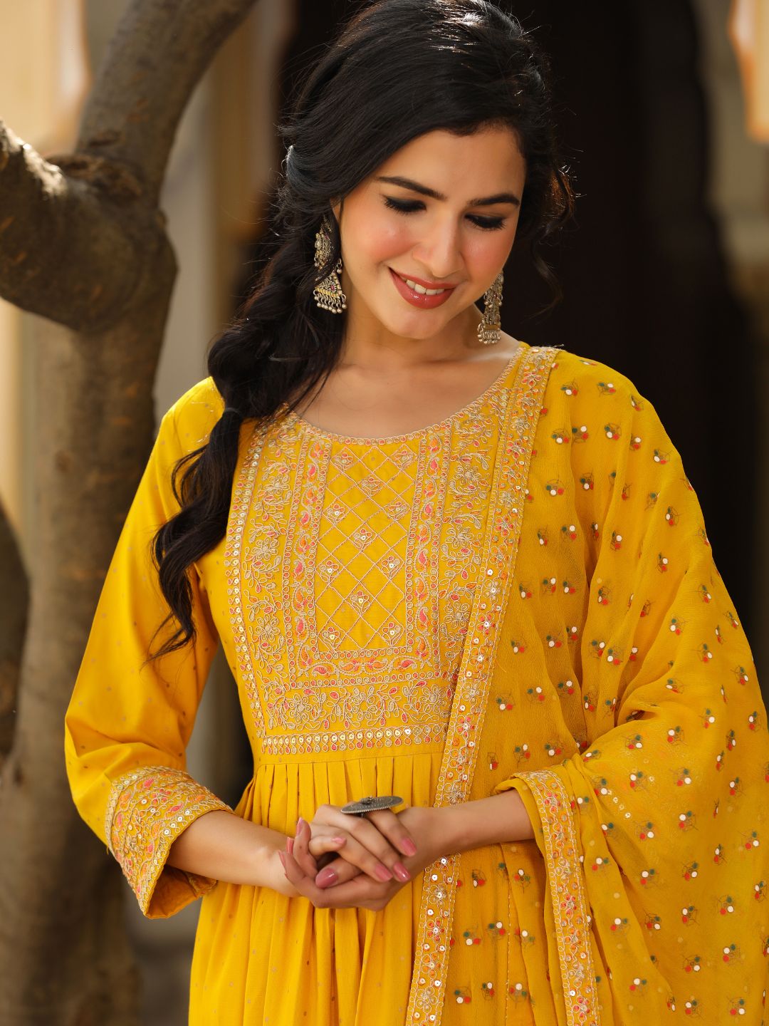 Isbah-Yellow-Naira-Cut-Kurta-Set-&-Dupatta