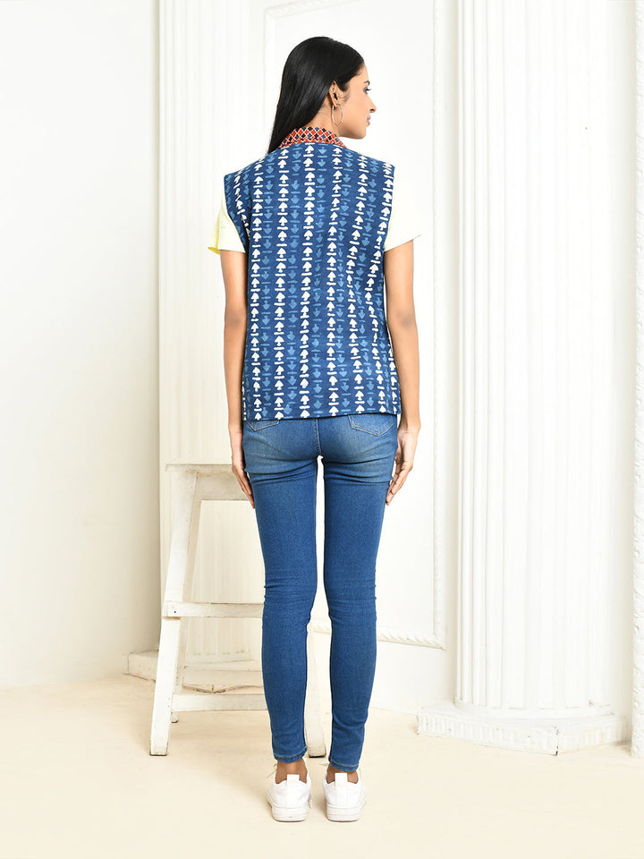 ZERESOUQ-Juno-Indigo-Cotton-Bagru-&-Ajrakh-Print-Waist-Length-Jacket