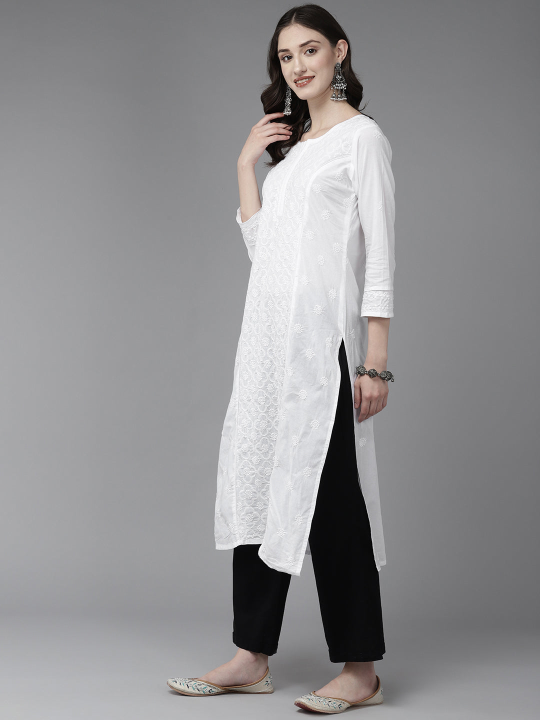 Lucknowi Chikankari White Cotton Kurta