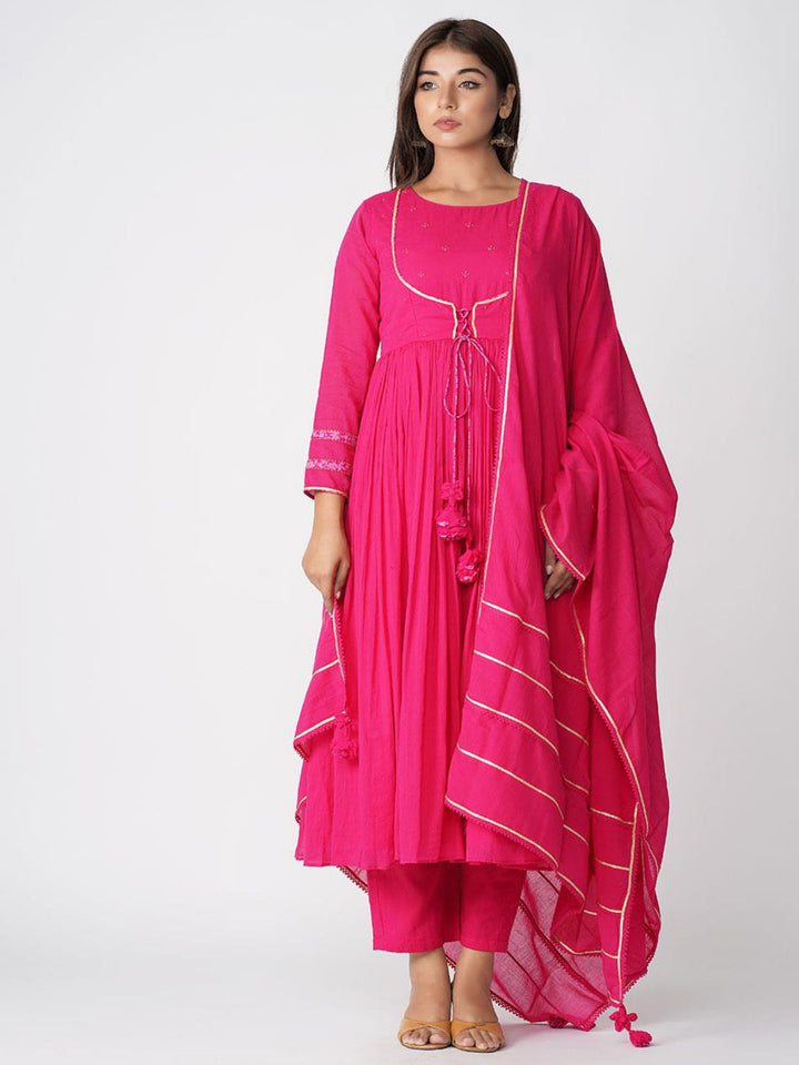 Manika-Gathered-Anarkali-Kurta-Set