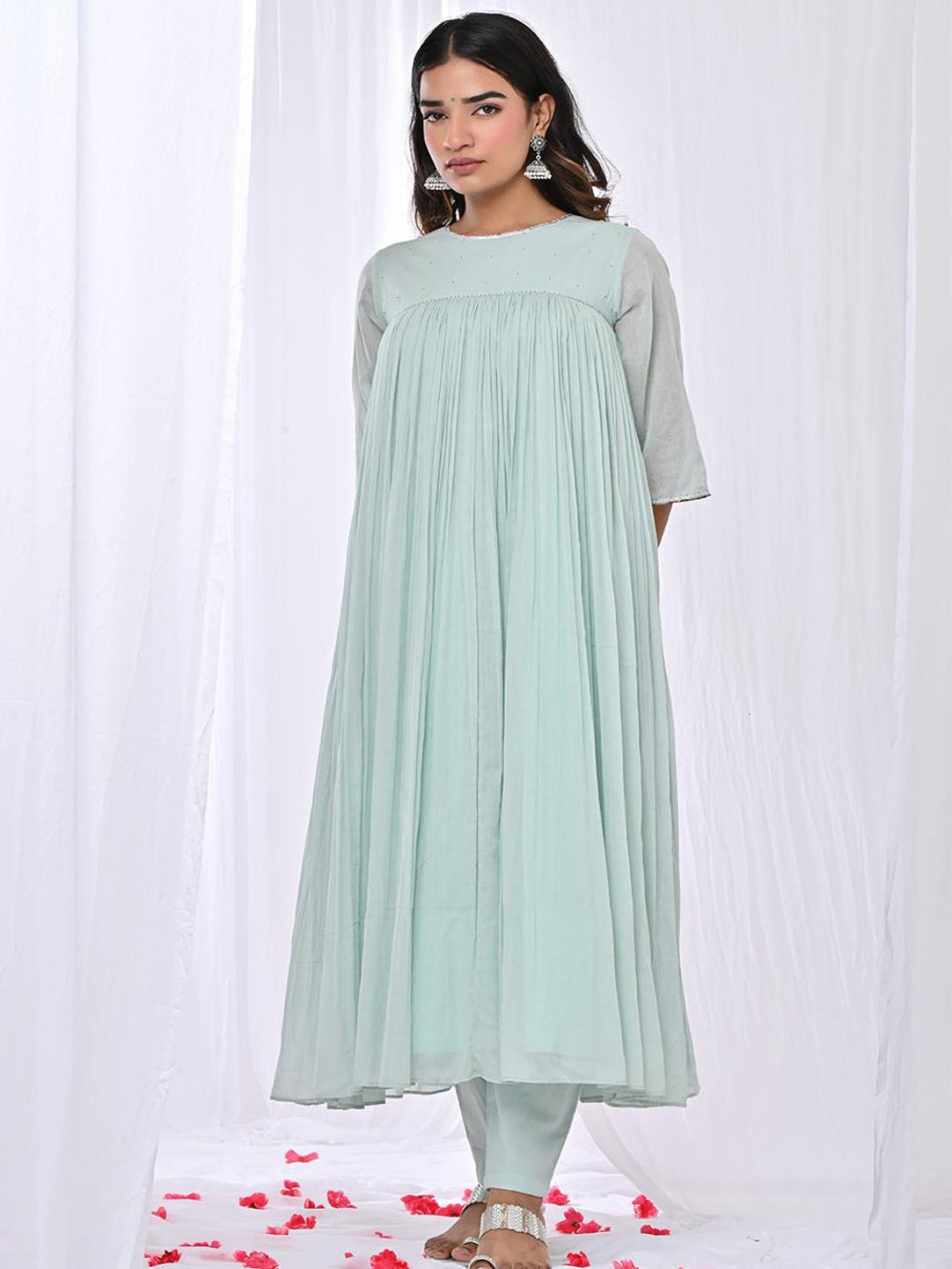 Manika-Loose-Fit-Anarkali-Set-Of-3