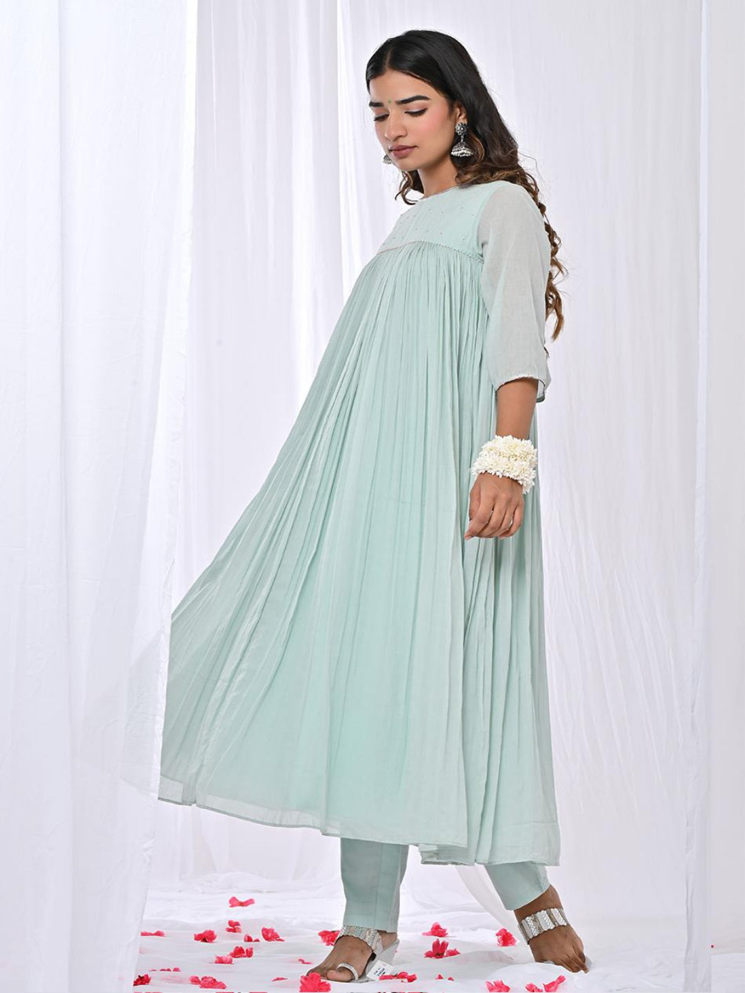 Manika-Loose-Fit-Anarkali-Set-Of-3