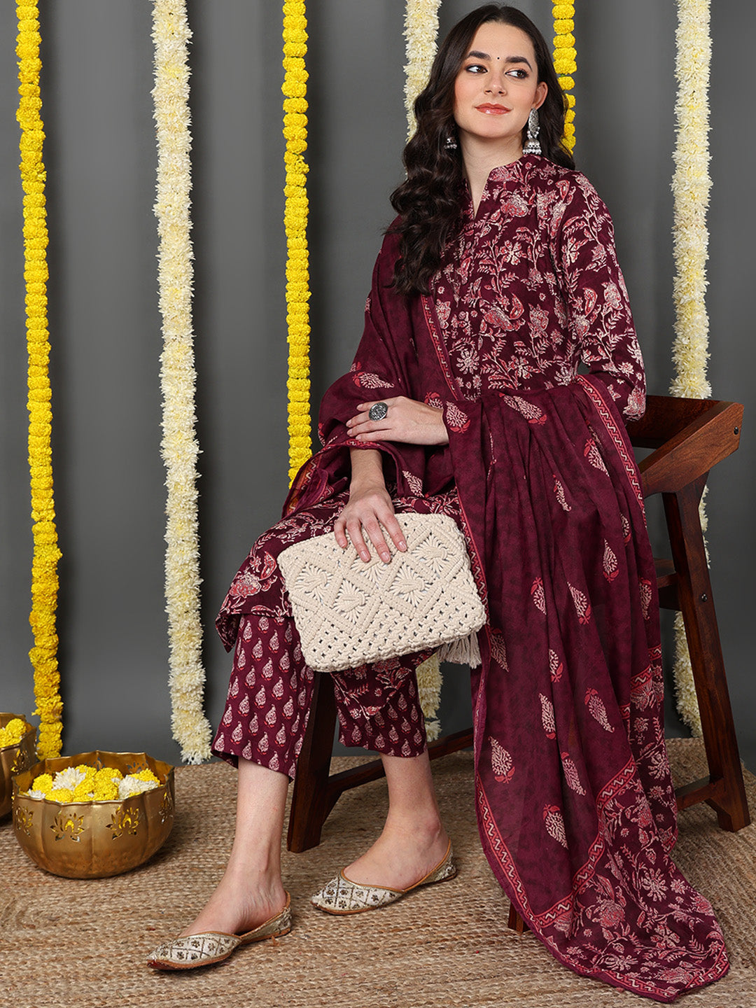 ZERESOUQ-Maroon-Cotton-Blend-Floral-Printed-Straight-Kurta-Trouser-With-Dupatta