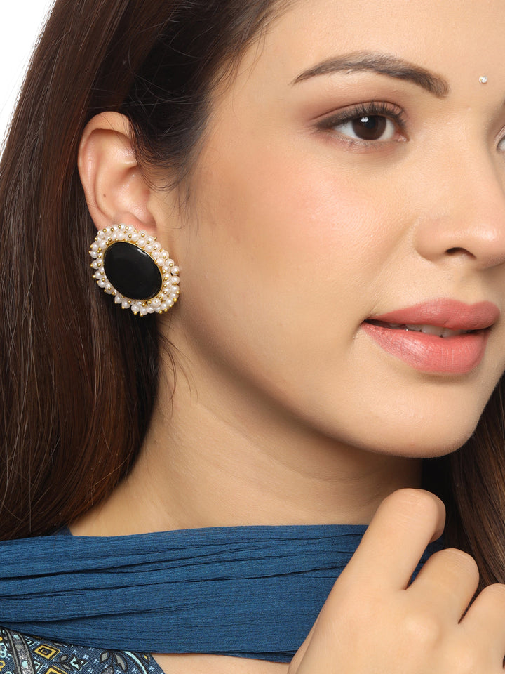 Maroon-Gold-Matte-Brass-Stud-Earrings