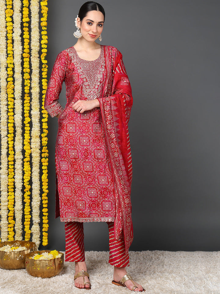 ZERESOUQ-Maroon-Polyester-Ethnic-Motifs-Printed-Straight-Kurta-Trouser-With-Dupatta