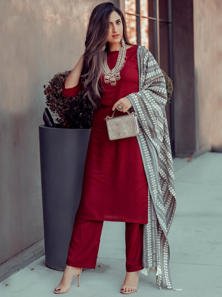 Maroon Salwar Kurta Set With Grey Dupatta