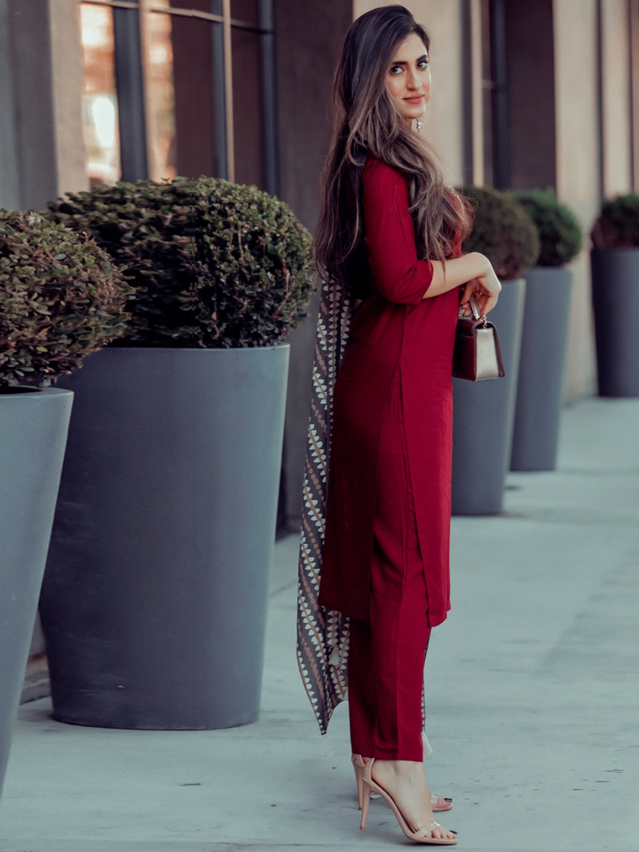 Maroon Salwar Kurta Set With Grey Dupatta