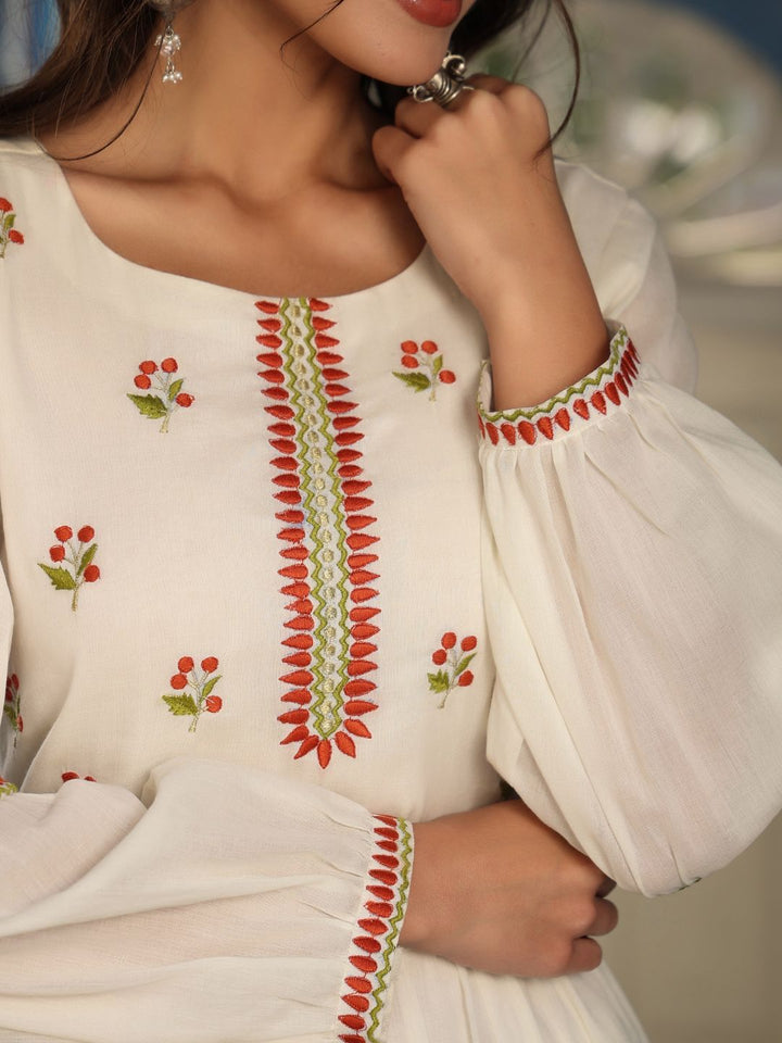 Masakali-White-Cotton-Anarkali-Kurta-&-Pant