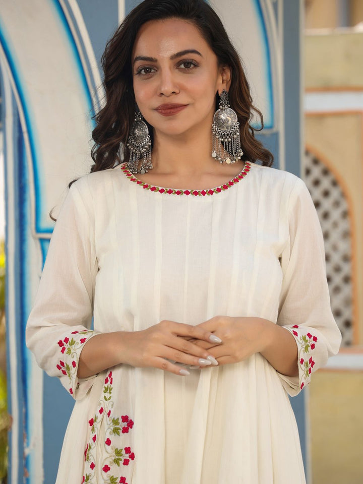 Masakali-White-Cotton-Anarkali-with-Pant