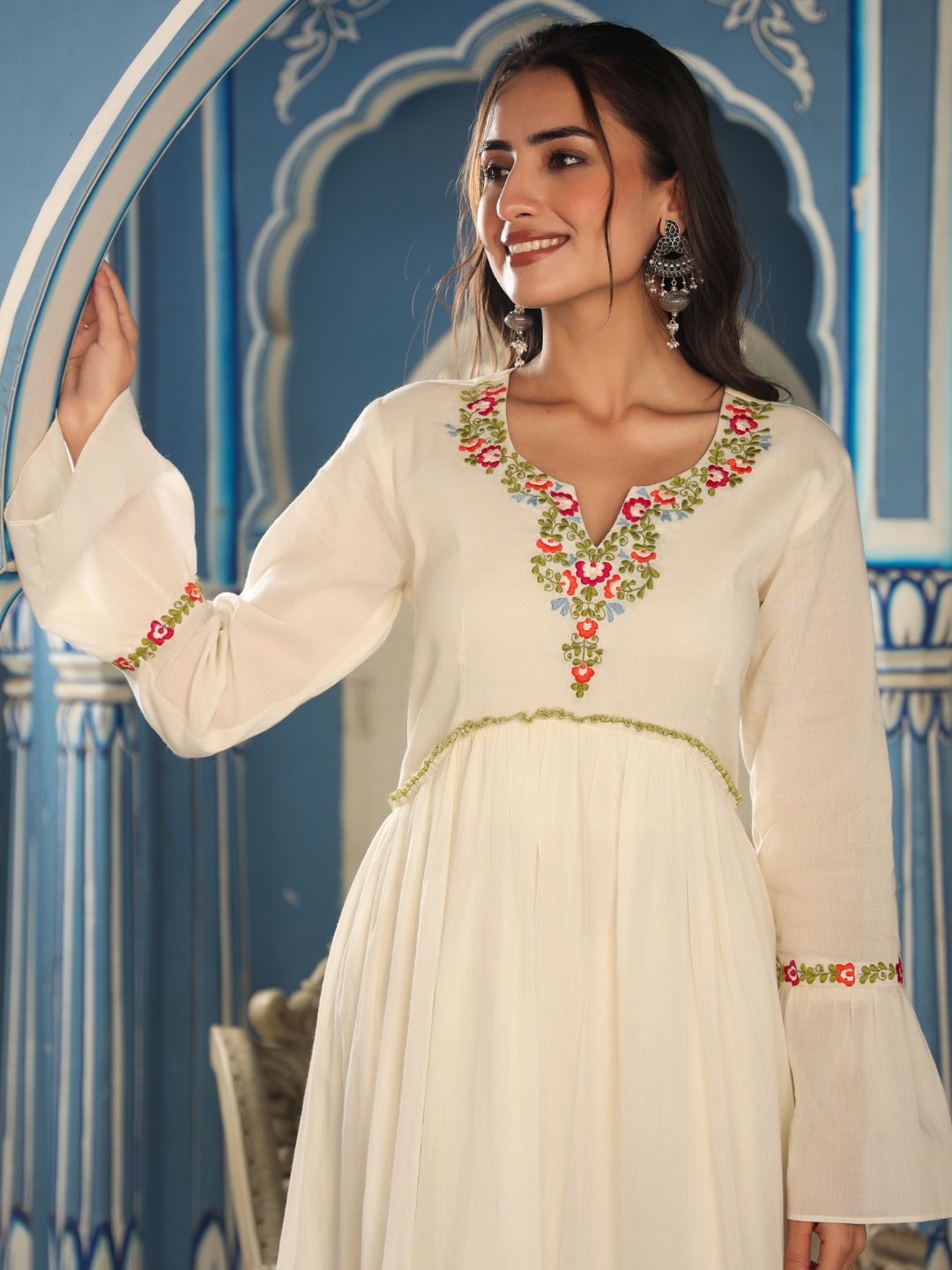 Masakali-White-Cotton-Embroidered-Tiered-Gown