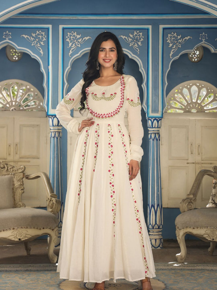 Masakali-White-Embroidered-Anarkali-Kurta