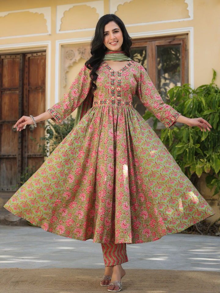 Naheeda-Green-Cotton-Printed-Kurta-Set
