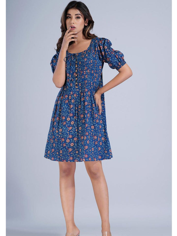 Navy Blue Printed Buttoned Short Pleat Dress