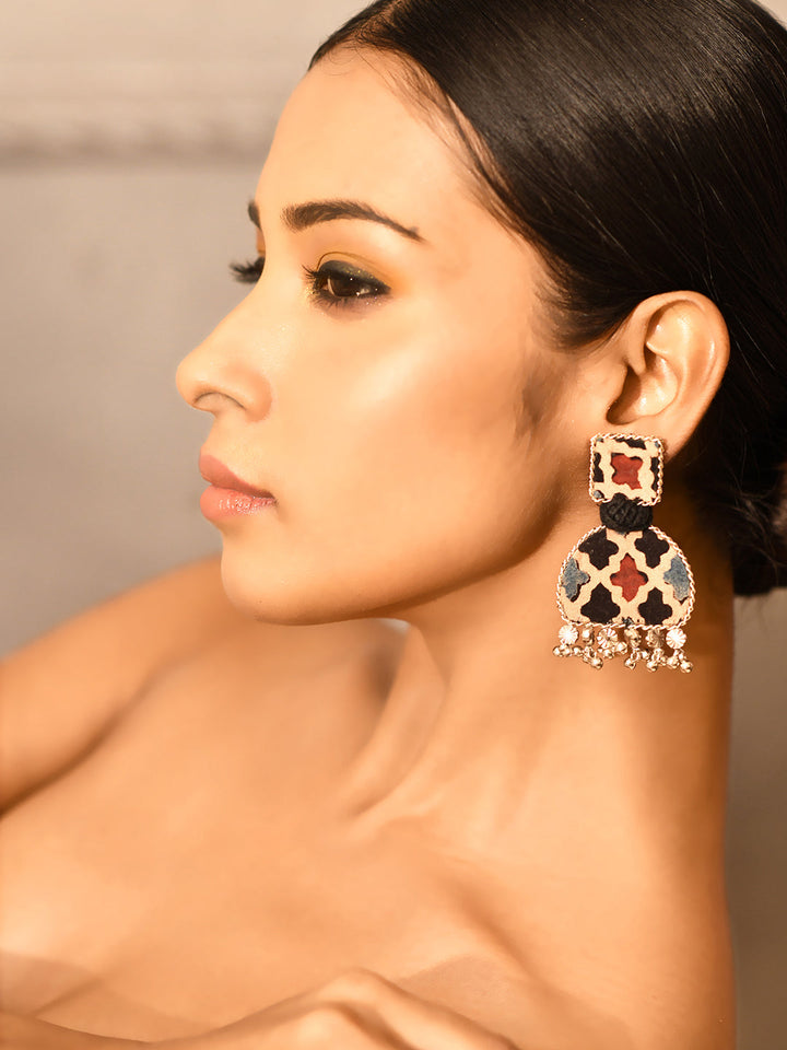 ZERESOUQ-Nea-Zoi-Black-Half-Moon-Handmade-Fabric-Earrings